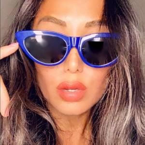 Meet your Posher, Aileen